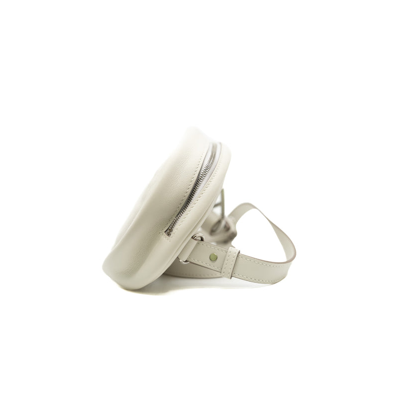 in- the-loop verso belt bag in swift white/lime phw B stamp