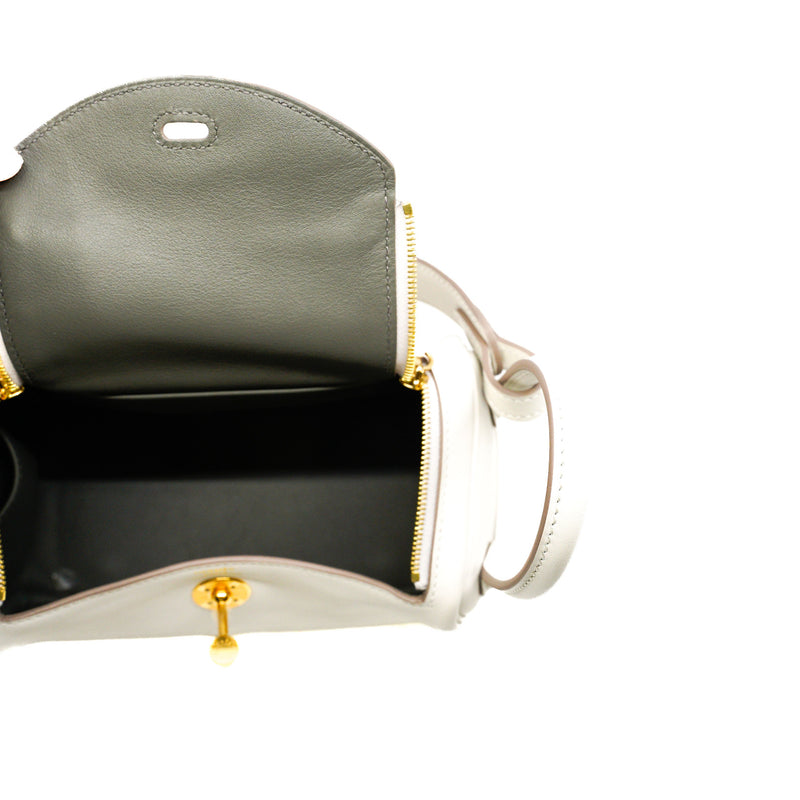 Mini Lindy M4 Gris Pale In Swift Leather GHW Stamp B