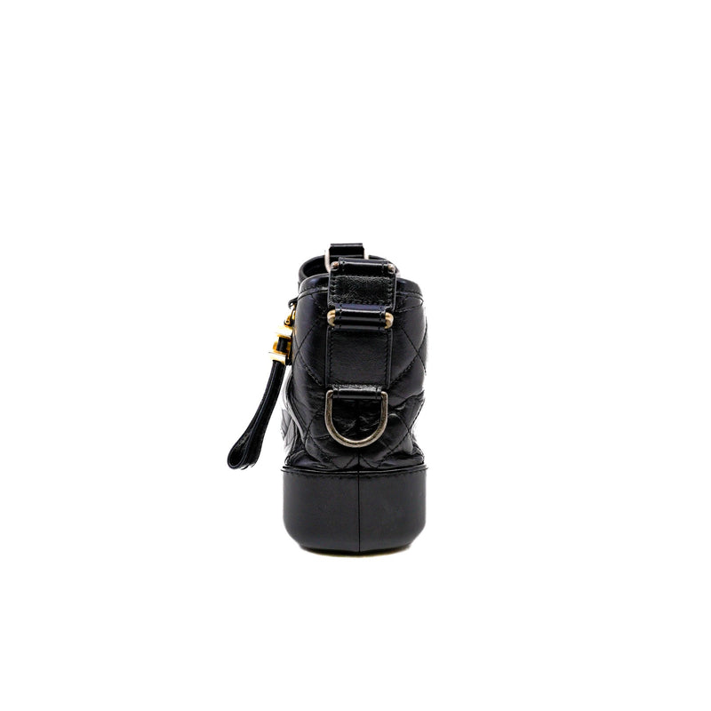 Small Gabrielle Hobo in black calfskin PHW