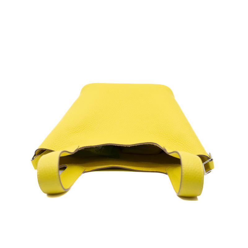 Picotin 18 TC Leather 9R Lime PHW B Stamp - L'UXE LINK
