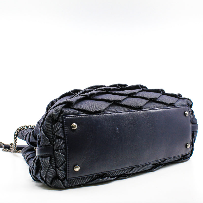 Medium CC Shopping Scale Effect Denim Tote PHW Seri 22