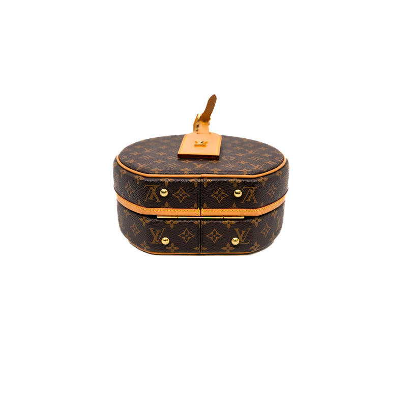 petite boite chapeau in monogram ghw 2018