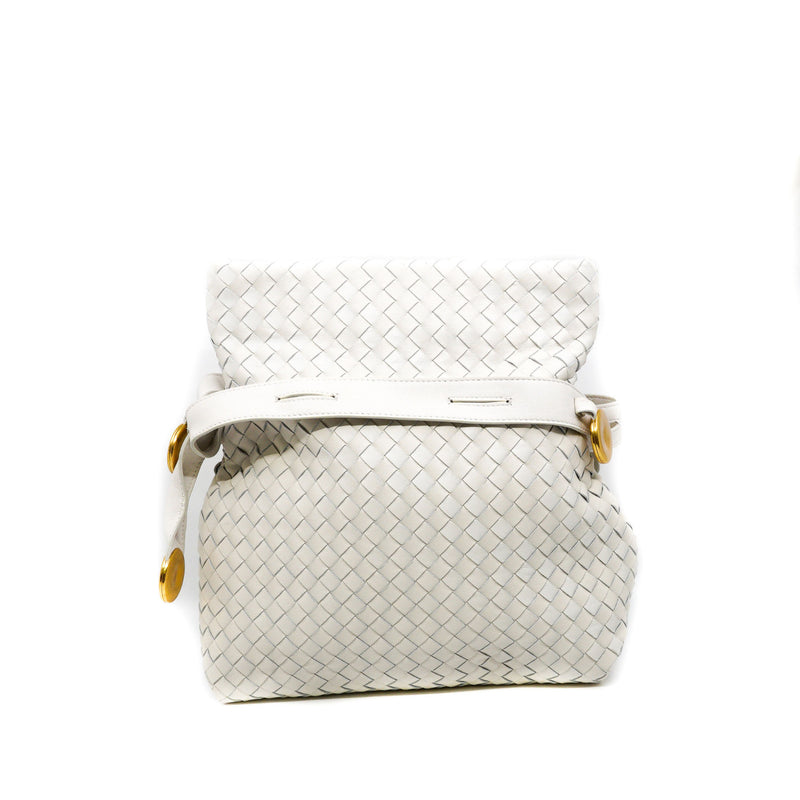 tote shoulder bag in white with strap