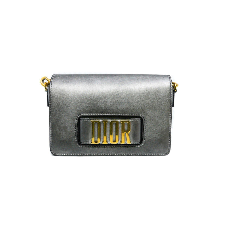 j'a flap bag in silver gray leather frame