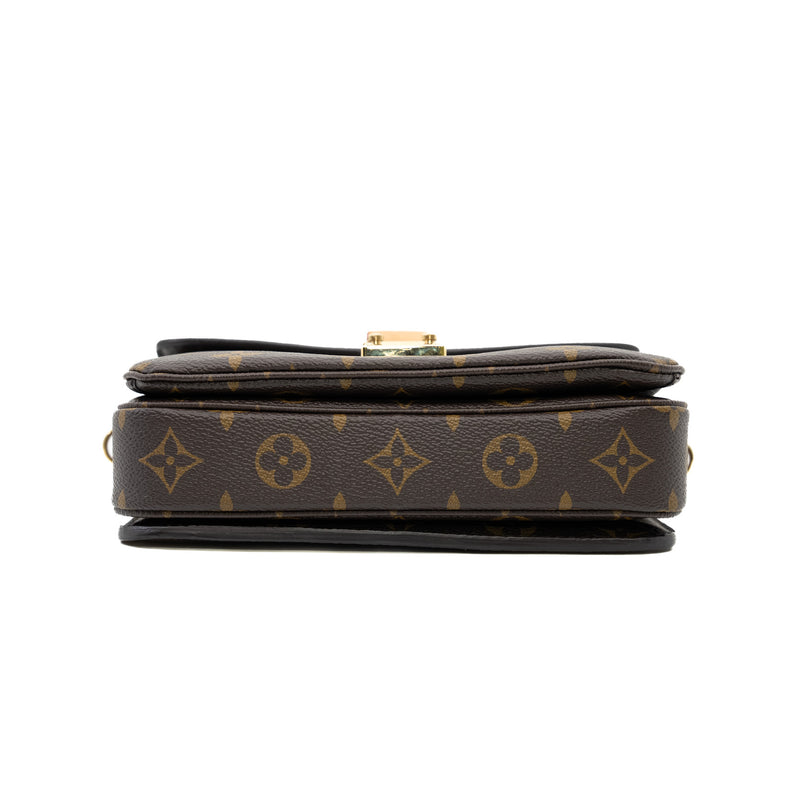 Pochette Métis East West in Monogram GHW
