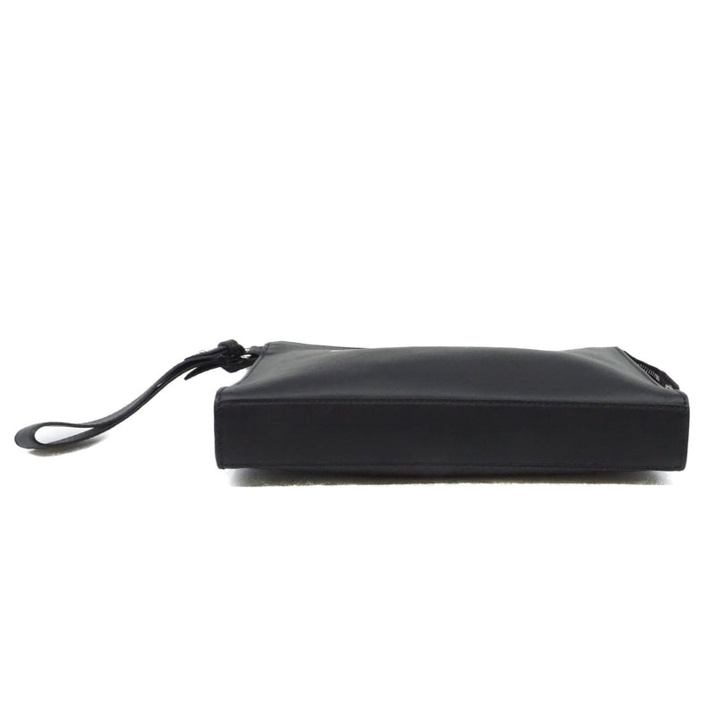 zippy letter clutch in leather black phw