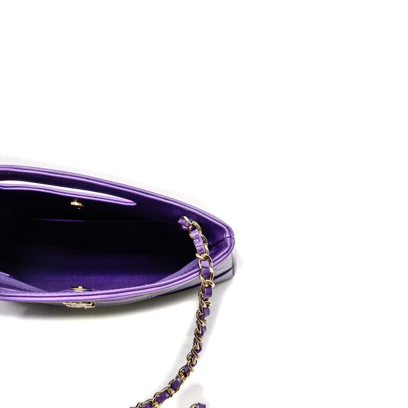 mini 31 clutch in purple shining calfskin LGHW