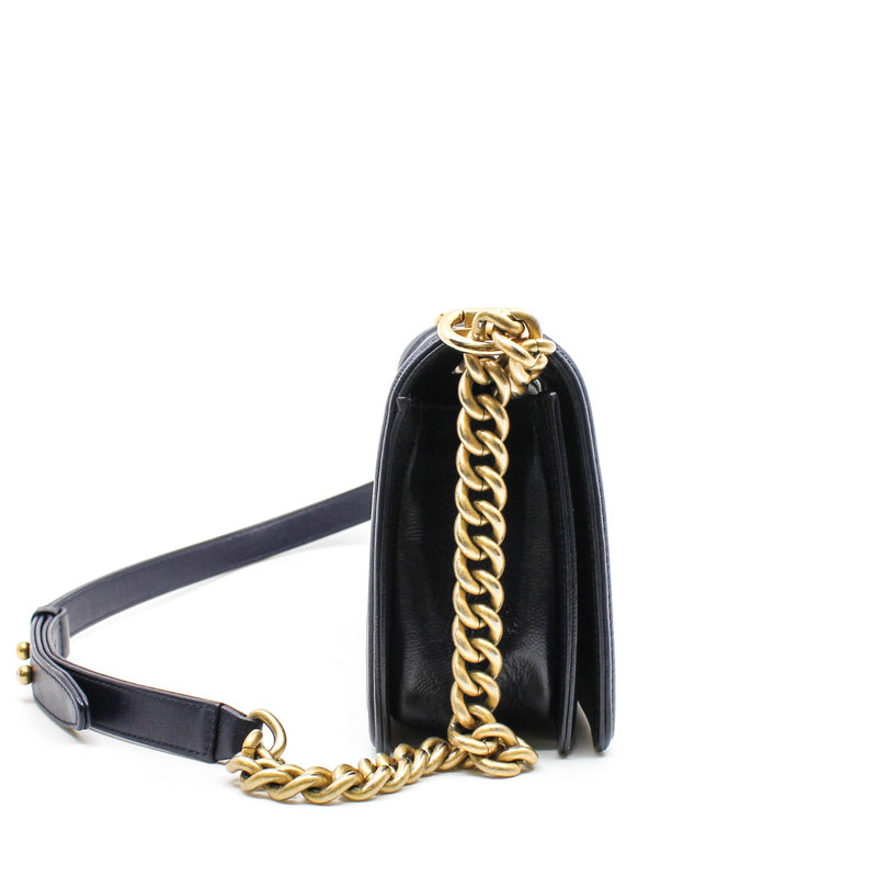 leboy medium navy caviar ghw seri 24