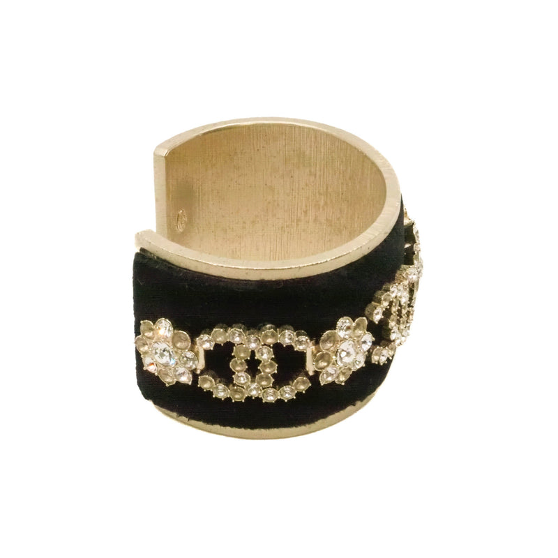 cuff in black