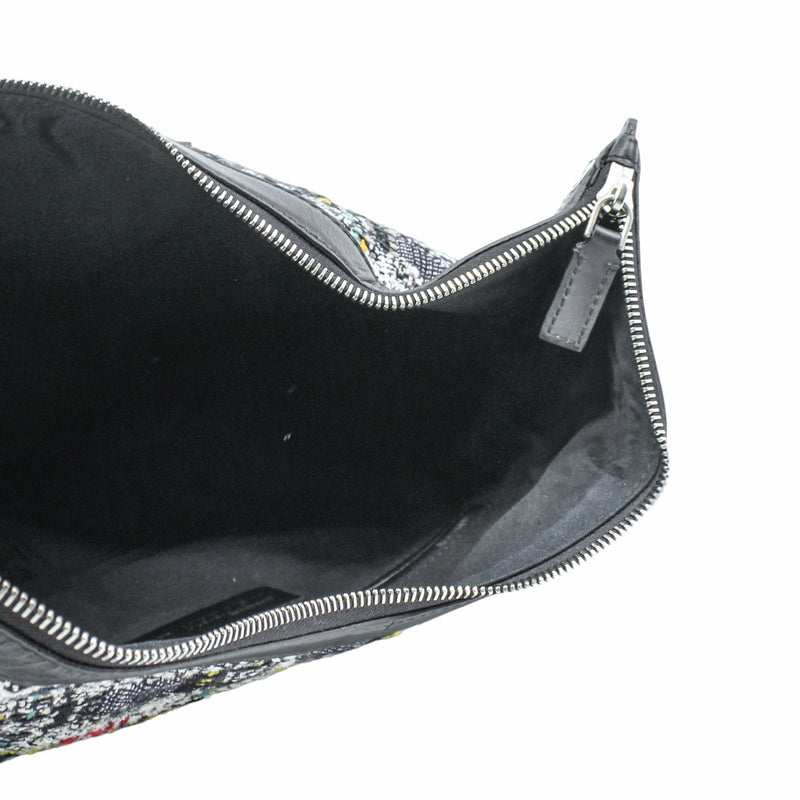 mcqueen wollen clutch fabric black phw - L'UXE LINK