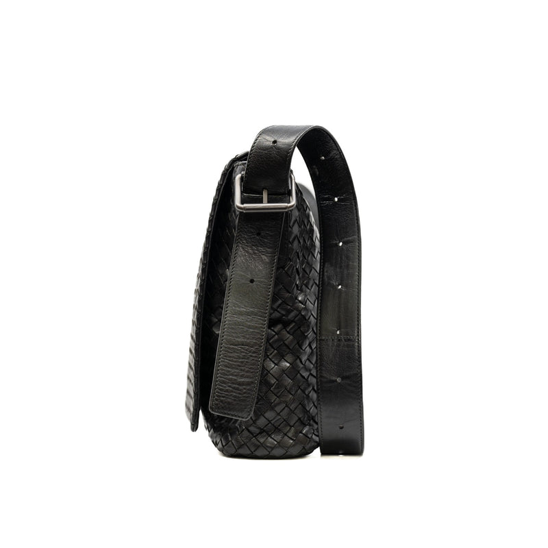messenger crossbody bag black