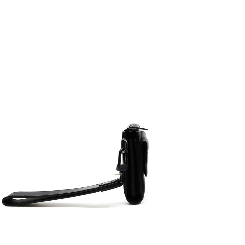 clutch with handle  in leather black