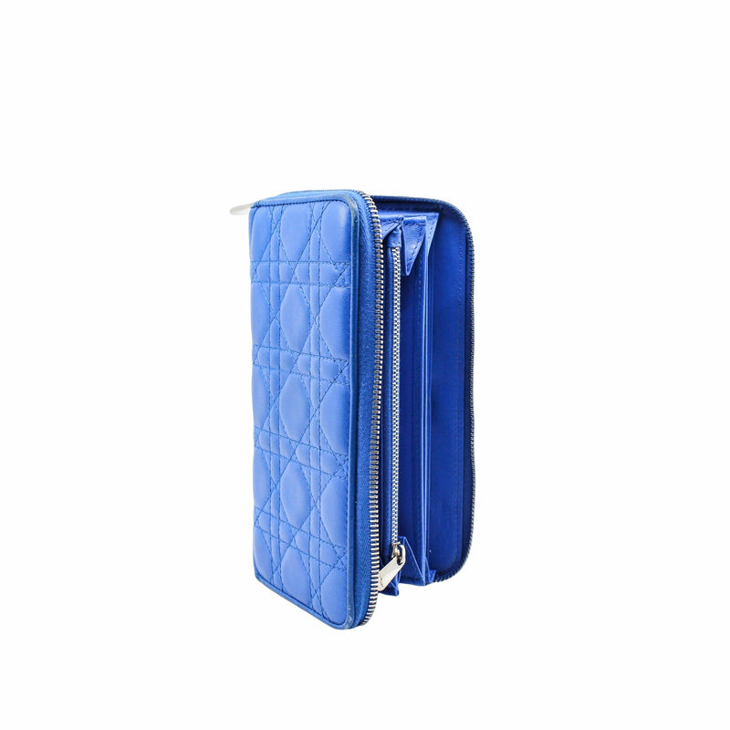 Zip Around Escapade Wallet lambskin blue ghw - L'UXE LINK