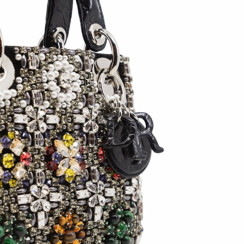 lady mini crystal with white pearl in black crocodile handle - L'UXE LINK