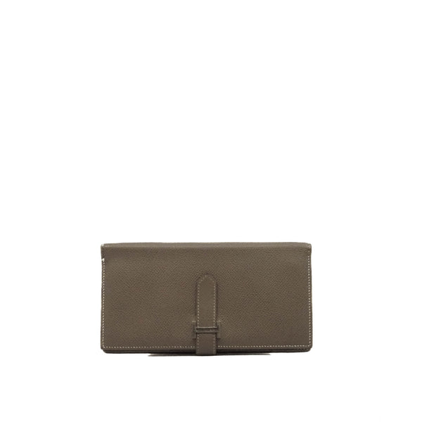 bearn wallet in epsom etoupe phw R stamp