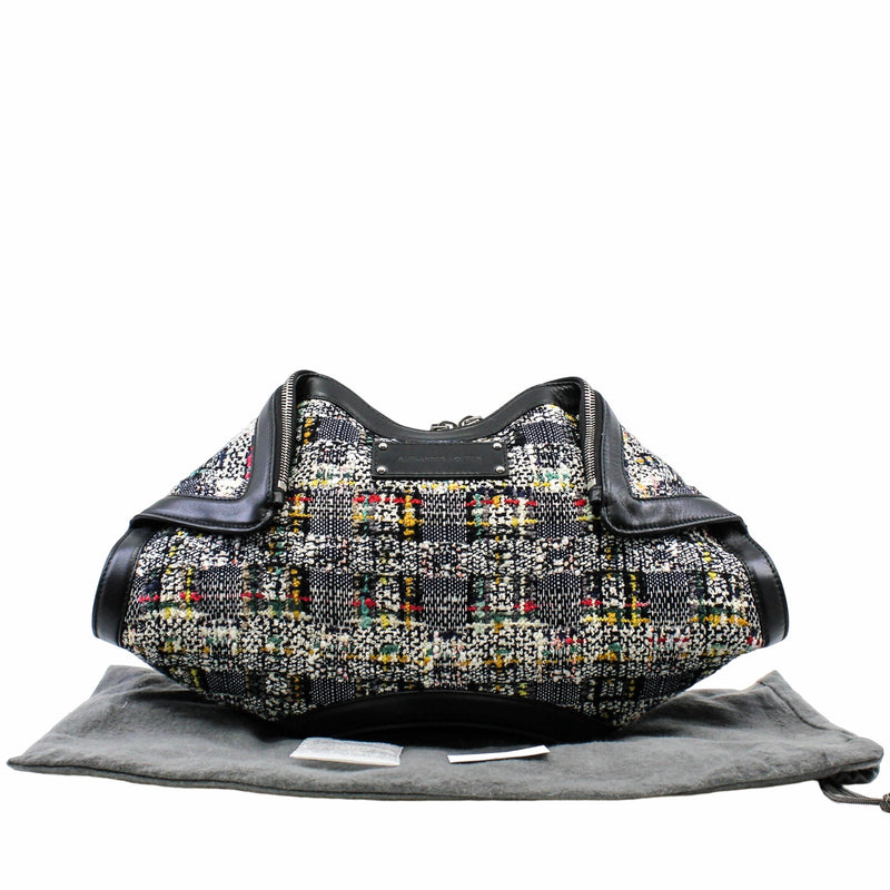 mcqueen wollen clutch fabric black phw - L'UXE LINK