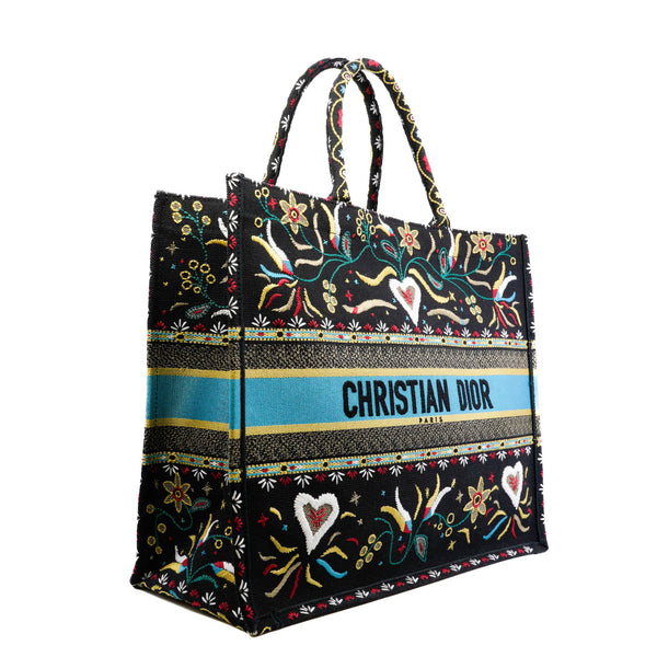 large boot tote with heart embroidary in fabric black/white - L'UXE LINK
