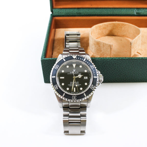 Sea-Dweller 4000 black serial no V372148