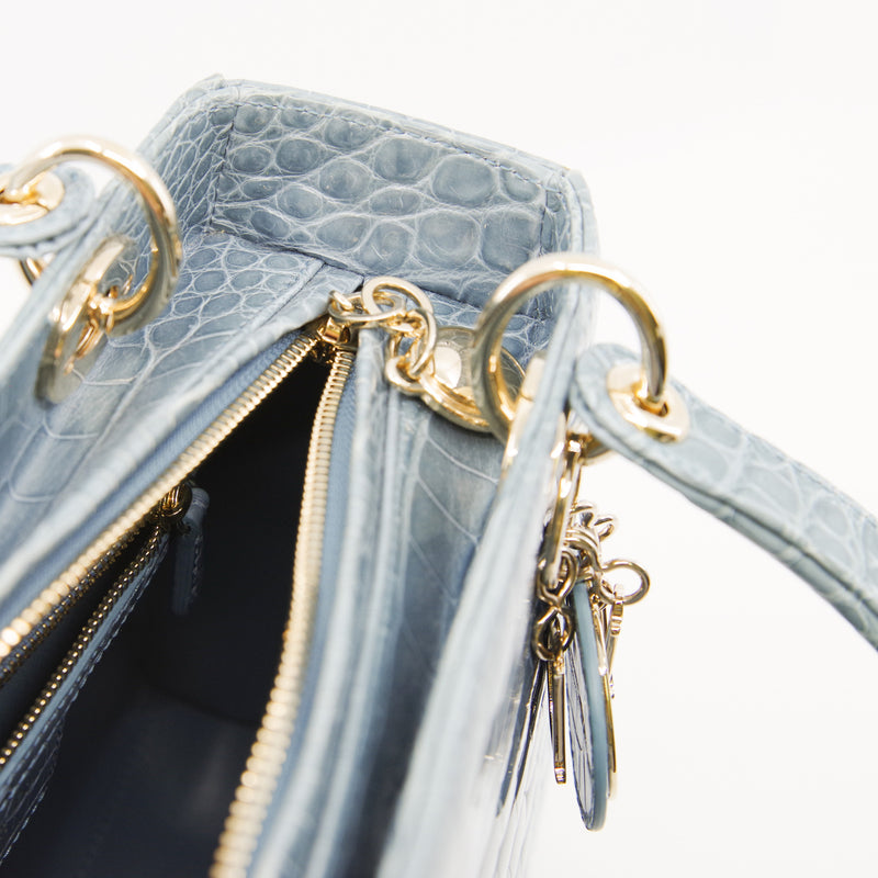 lady dior mini crocodile  blue