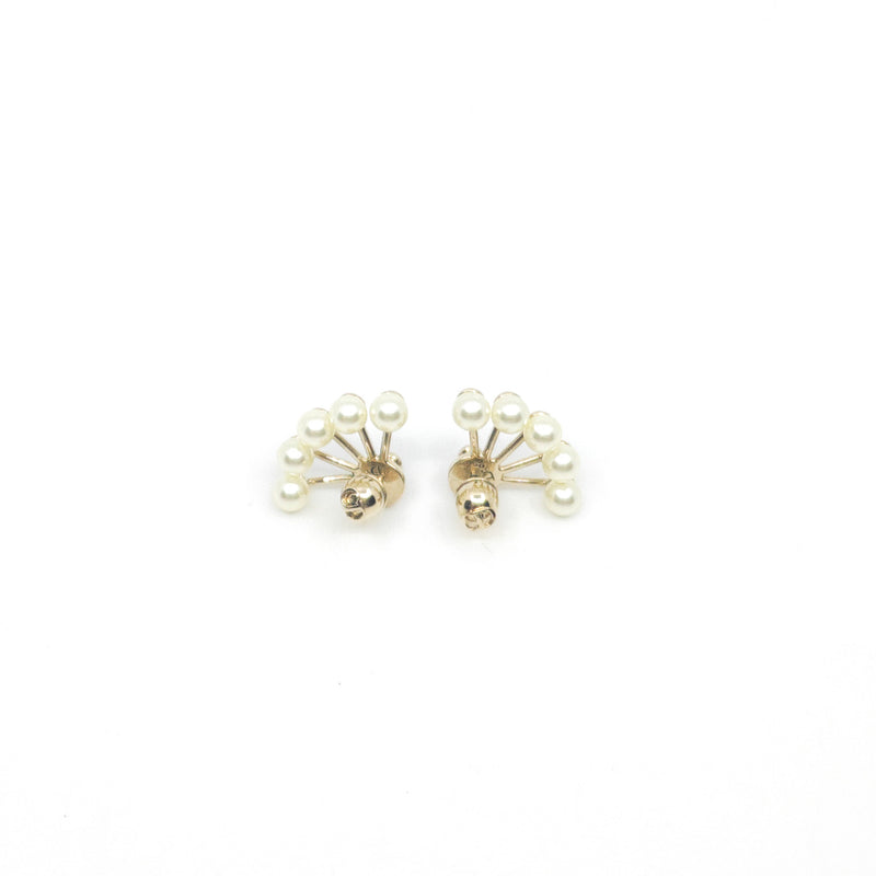 Petite Tribale Pearl Earrings in ghw