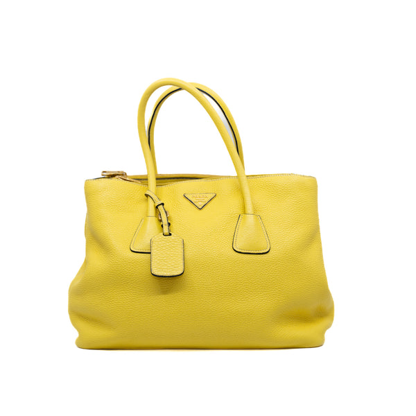 tote with top handle in lime