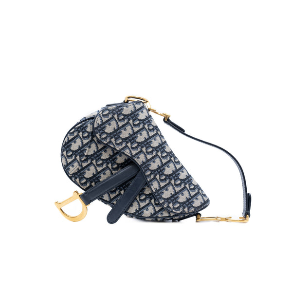 small saddle in fabri blue
