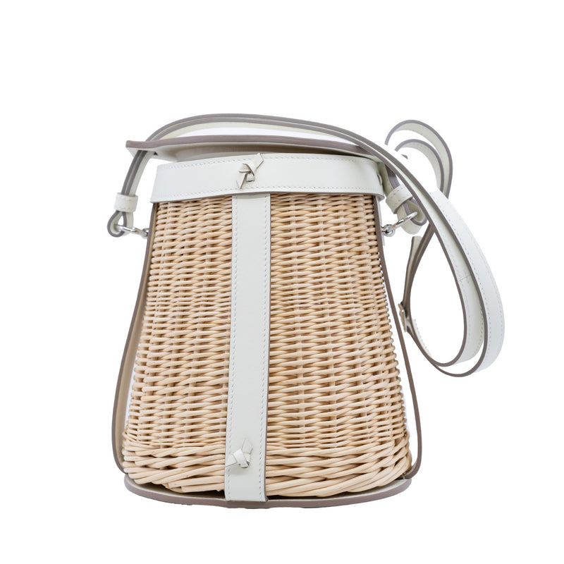 picnic bucket bag in Bamboo weaving/leather nata B stamp