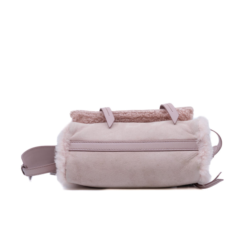 flap bag in fur pink phw