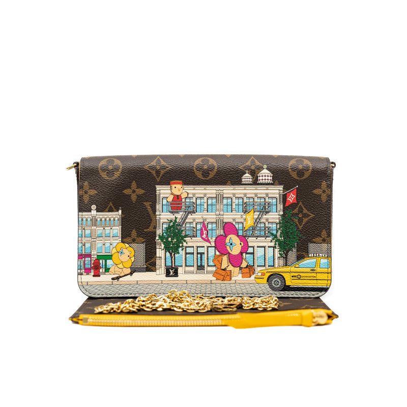 Félicie Pochette with vivian car in monogram