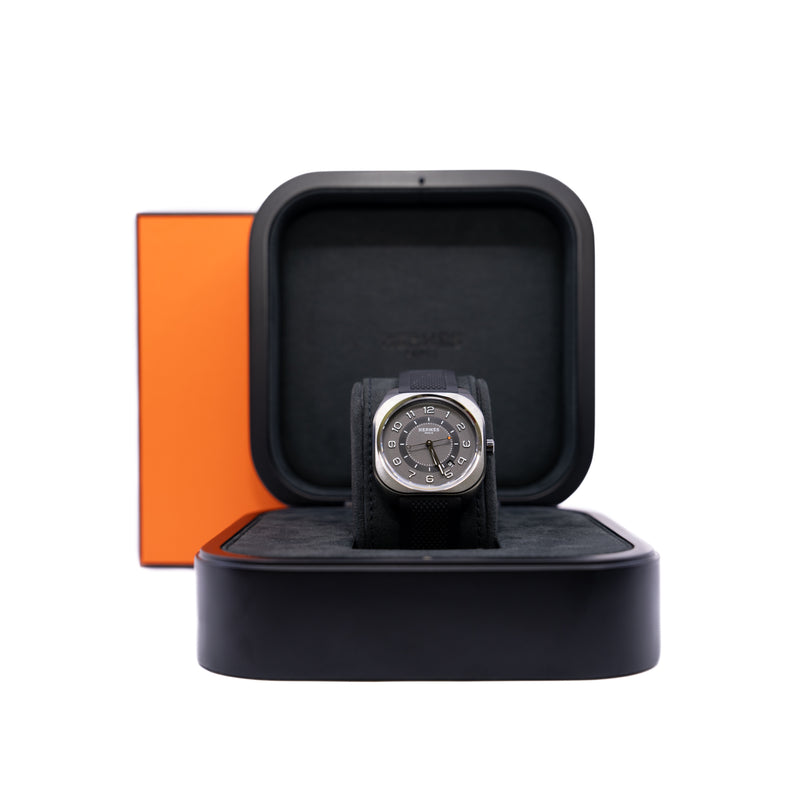 H08 bicolore in grey dial/black rubber band phw - L'UXE LINK