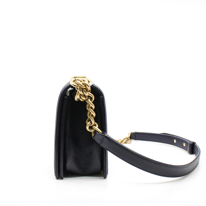 leboy medium navy caviar ghw seri 24