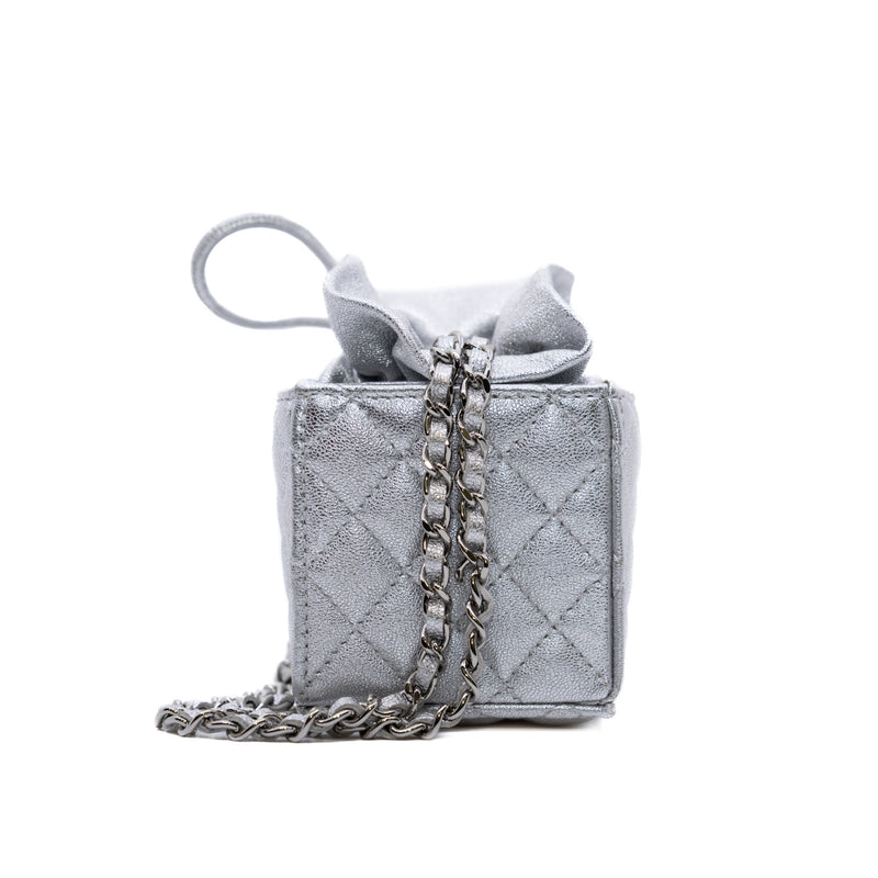 dice clutch with chain in leather silver phw - L'UXE LINK