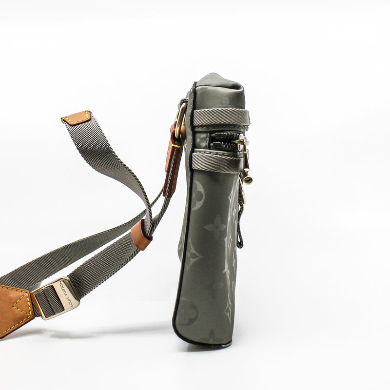 belt bag Canvas light green phw - L'UXE LINK