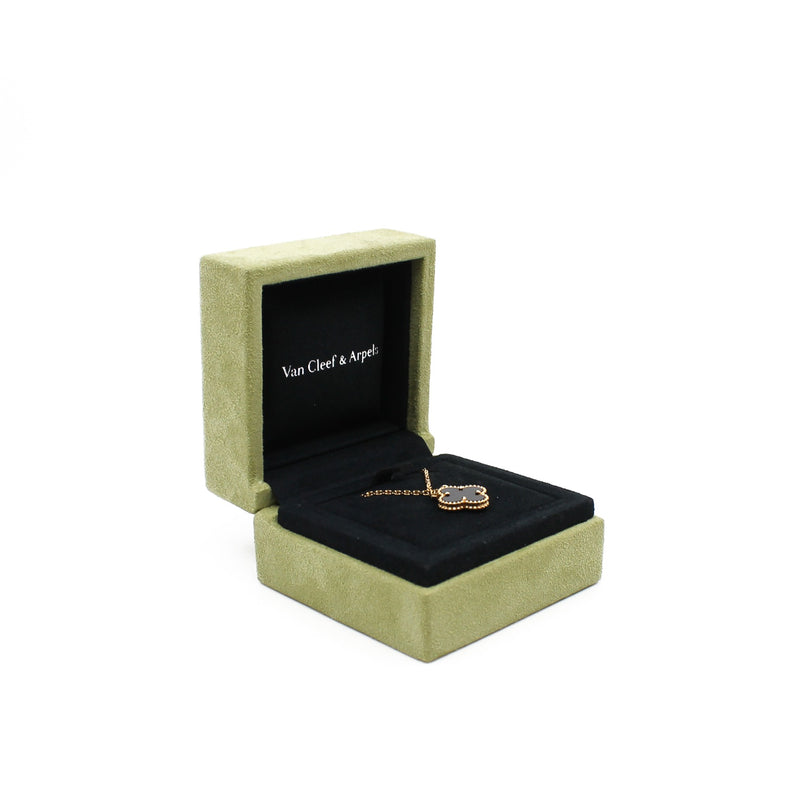 alhambra on motif necklace in black ghw - L'UXE LINK