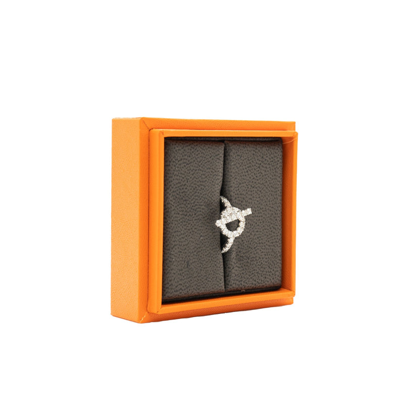 finesse Q diamond ring in 18k wg #51