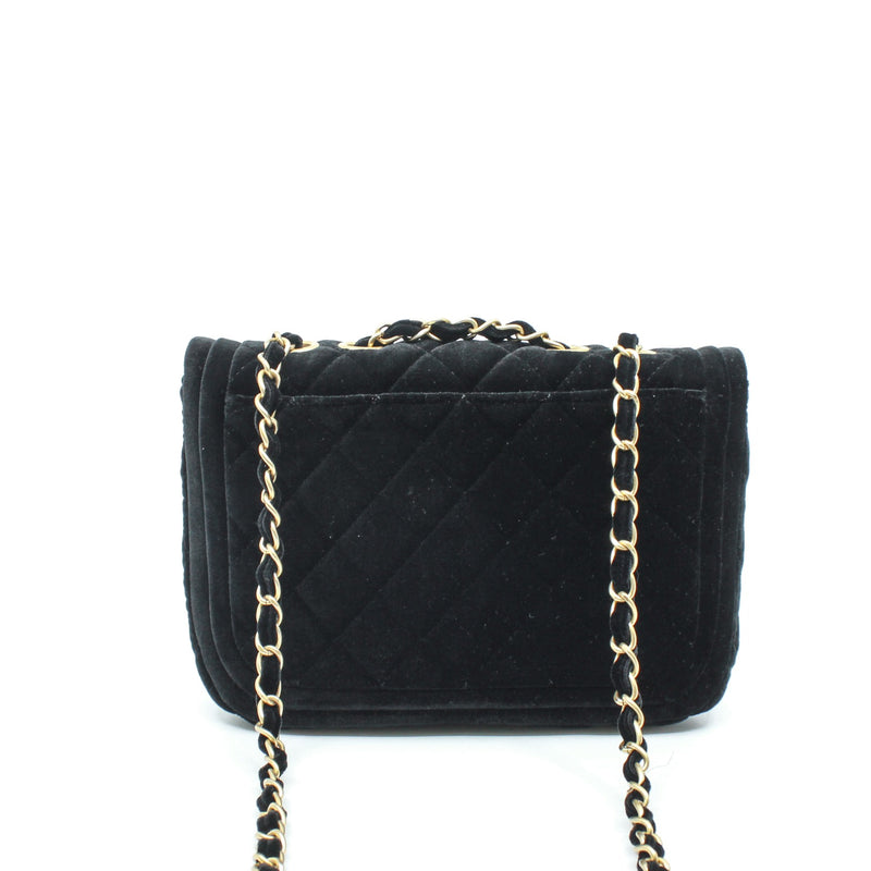 small flap bag in velvet black ghw seriL13U93E1