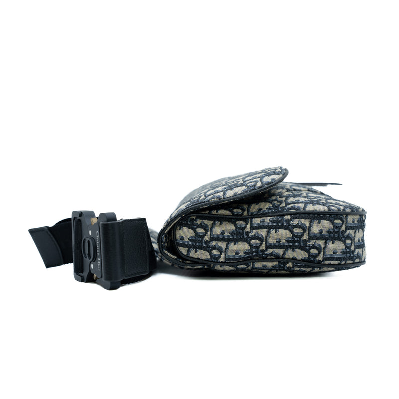 MM saddle in fabric blue #2020 - L'UXE LINK