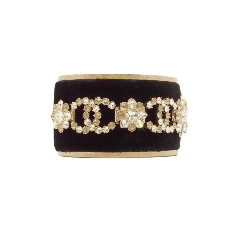 cuff in black