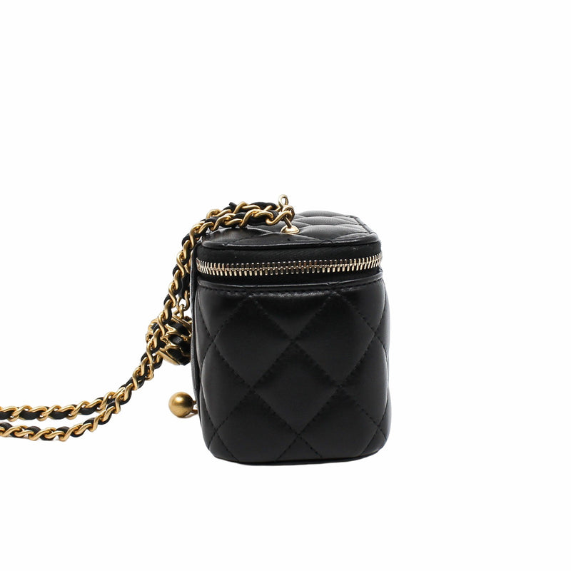 mini vanity case with pearl crush chain in lambskin black ghw seri32 –  L'UXE LINK