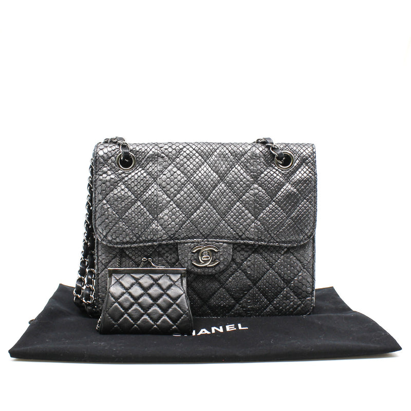 square flap bag in gray snake skin seri 17 - L'UXE LINK