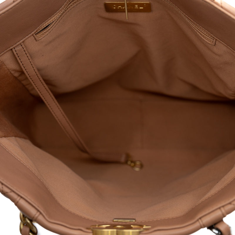 19 tote in calfskin brown ghw #EC1