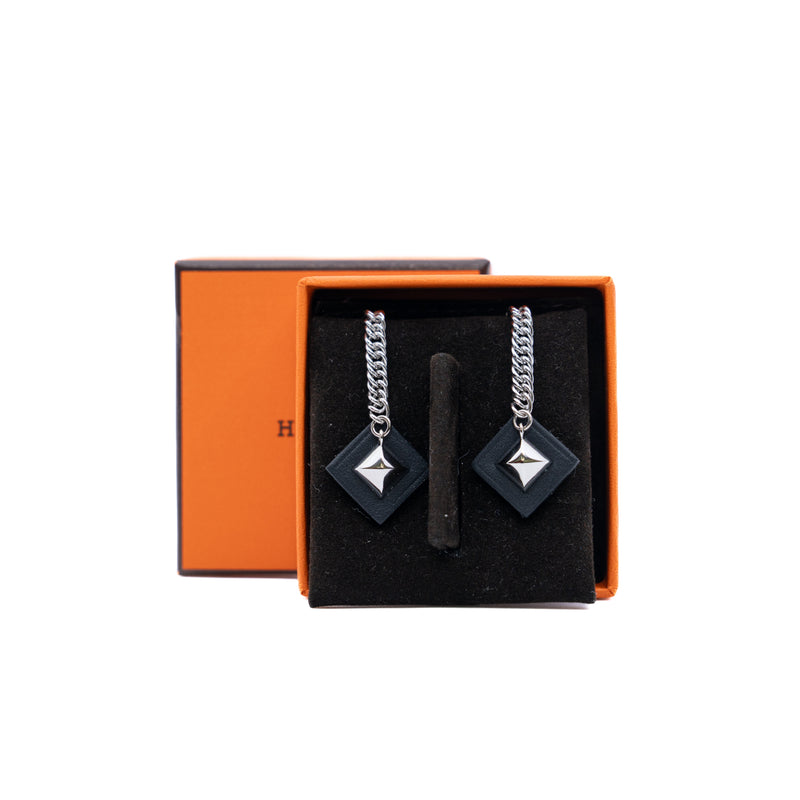 square studs leather chain earring phw