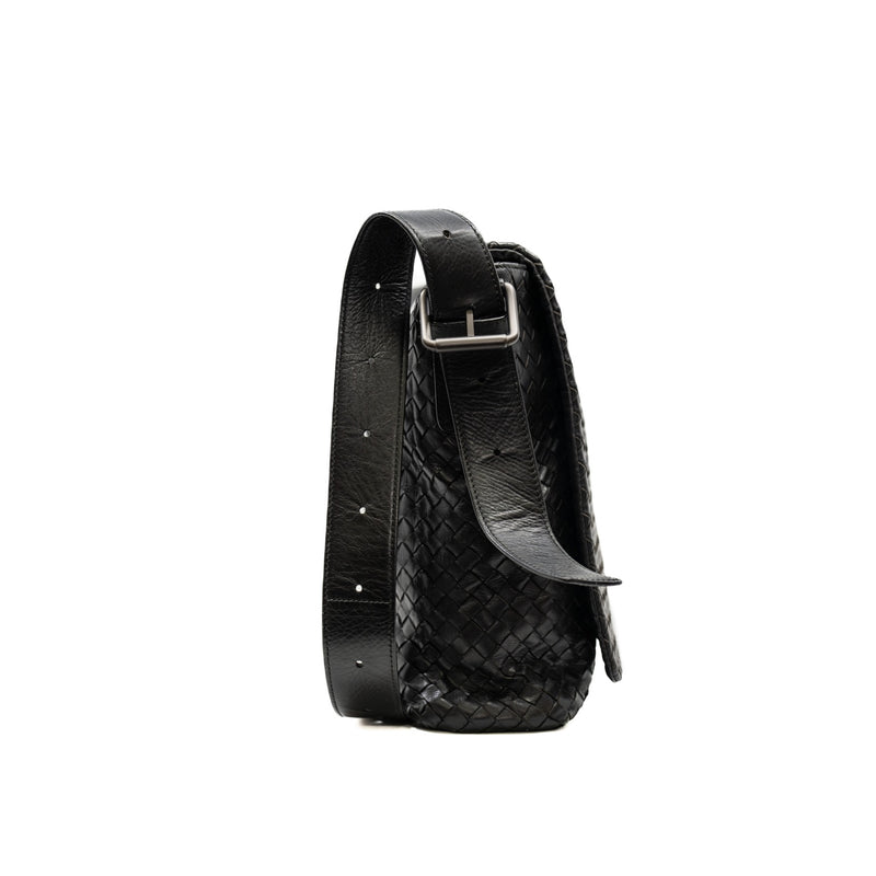 messenger crossbody bag black