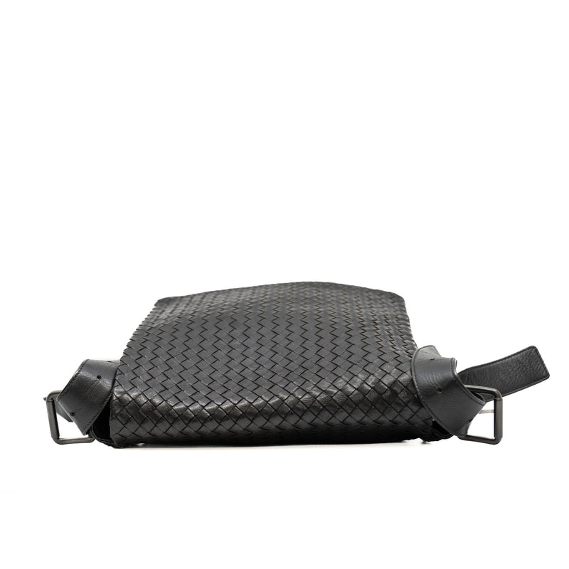 messenger crossbody bag black