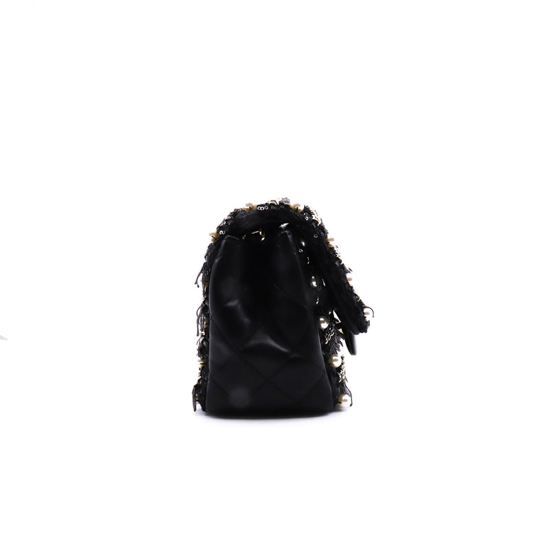 mini square cf limited pearl embroidary in leather black seri 30