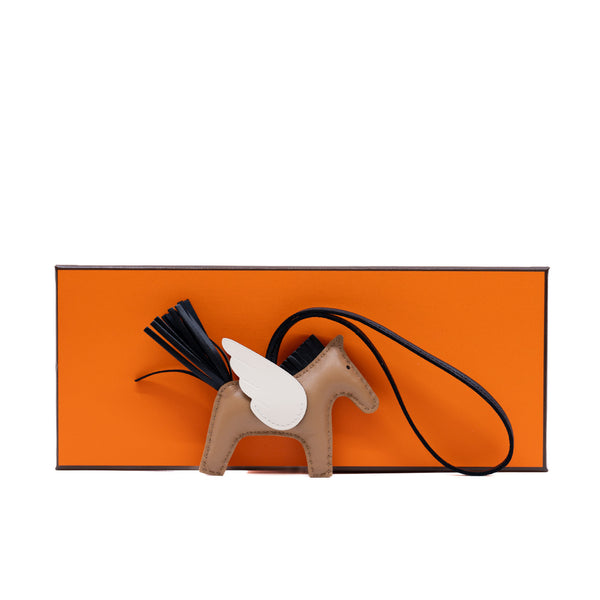 pagase pm in chai/craie/black