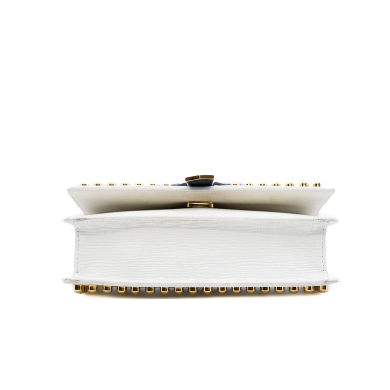 karlito wallet with chain white - L'UXE LINK