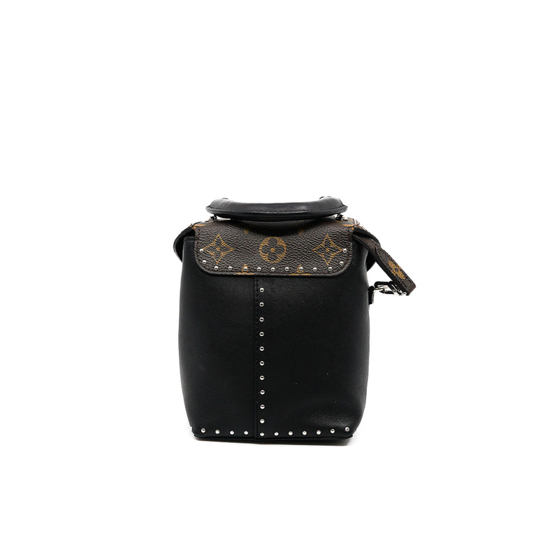 camara box in leather black/monogram 2016