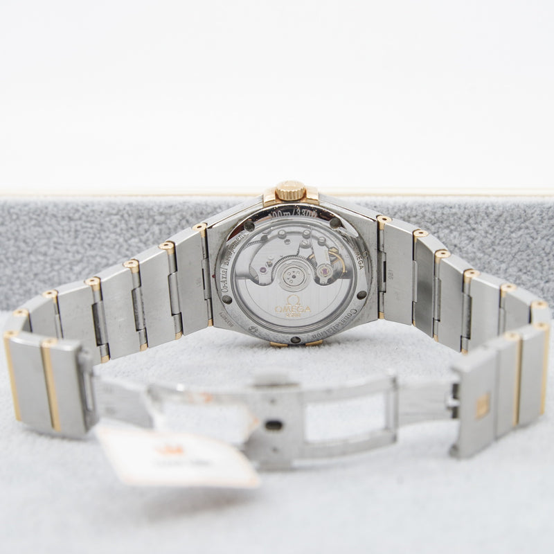 omega watch men with diamond around omaga logo background - L'UXE LINK