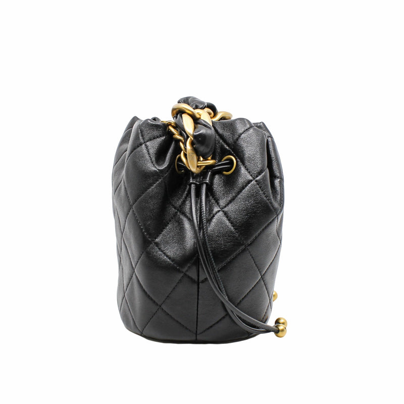 bucket bag with chain handle black ghw seri 30 - L'UXE LINK